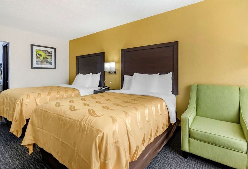 Номер Стандарт 2 Двуспальные Кровати, Quality Inn Verona  Staunton North