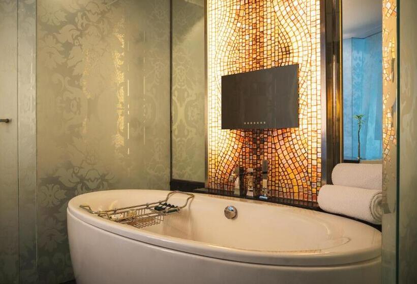 سوئیت با تخت بزرگ, Sofitel Mumbai BKC