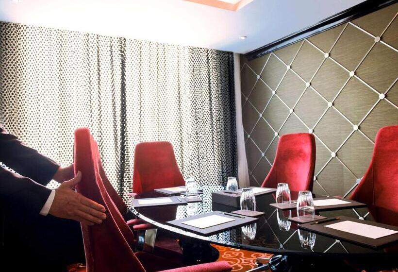 سوییت پرستیژ, Sofitel Mumbai BKC