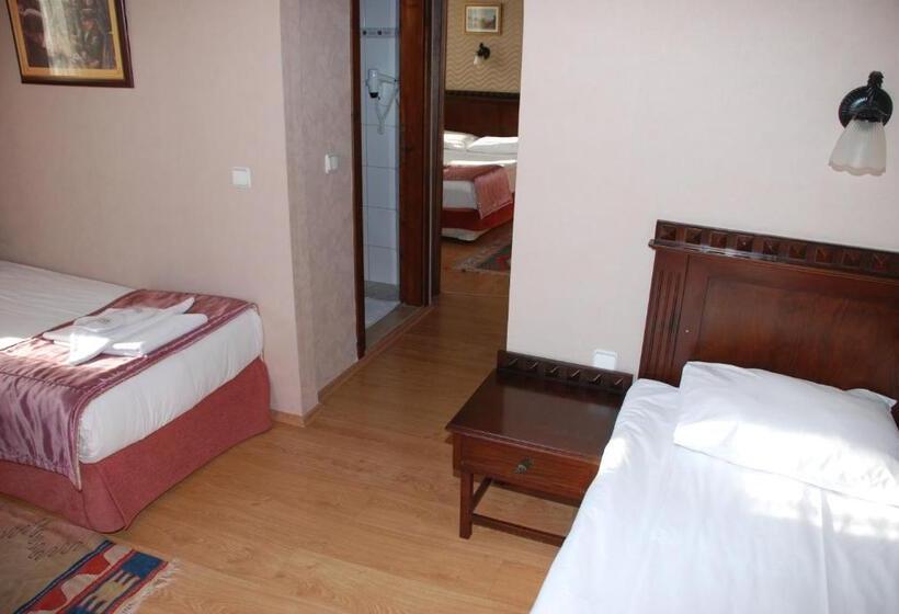 سوییت خانوادگی, Tashkonak Studio Suites