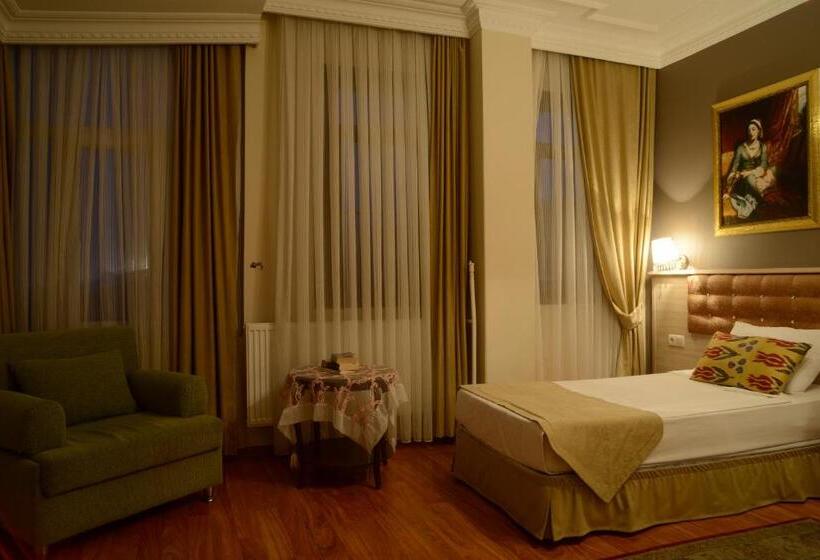 سوییت خانوادگی, Tashkonak Studio Suites