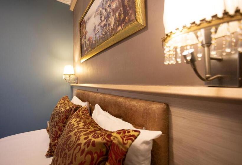 اتاق لوکس, Tashkonak Studio Suites