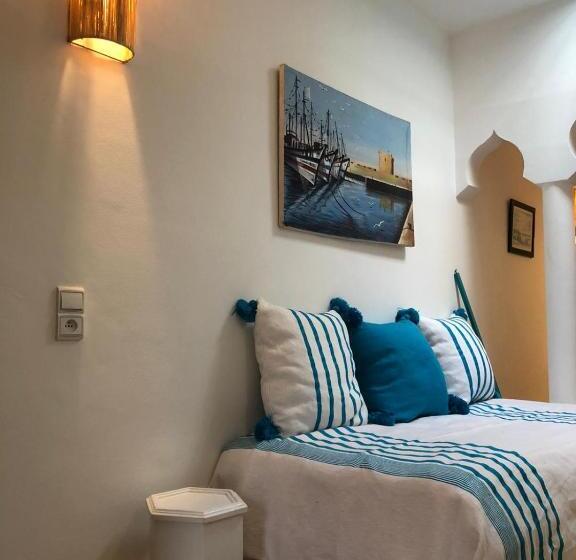 Семейный Номер, Vent Des Dunes