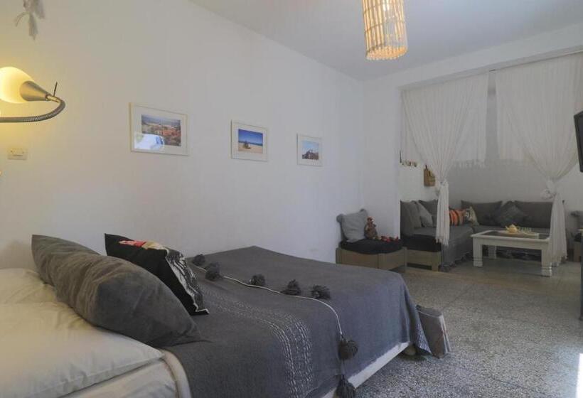 Апартаменты 1 Спальня с Террасой, Vent Des Dunes