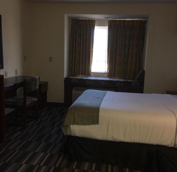 جناح لذوى الاحتياجات الخاصة, Microtel Inn & Suites By Wyndham Indianapolis Airport