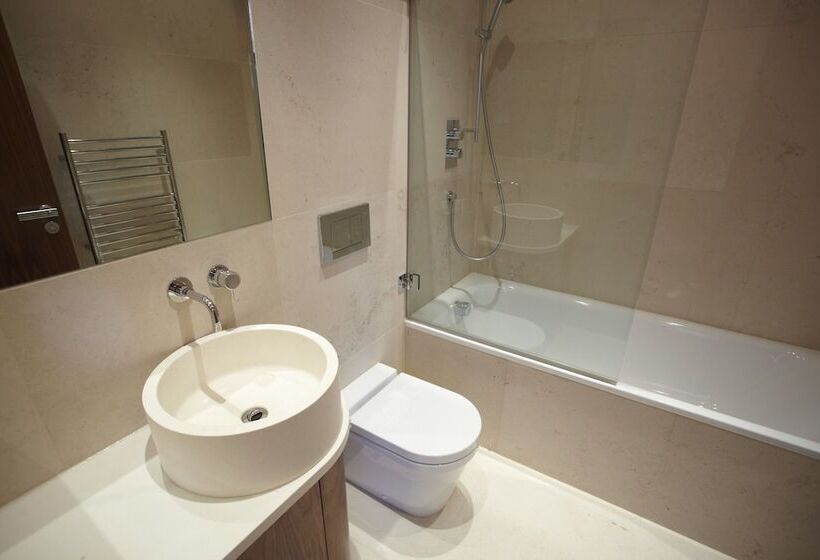 デラックススタジオ, Presidential Apartments Kensington