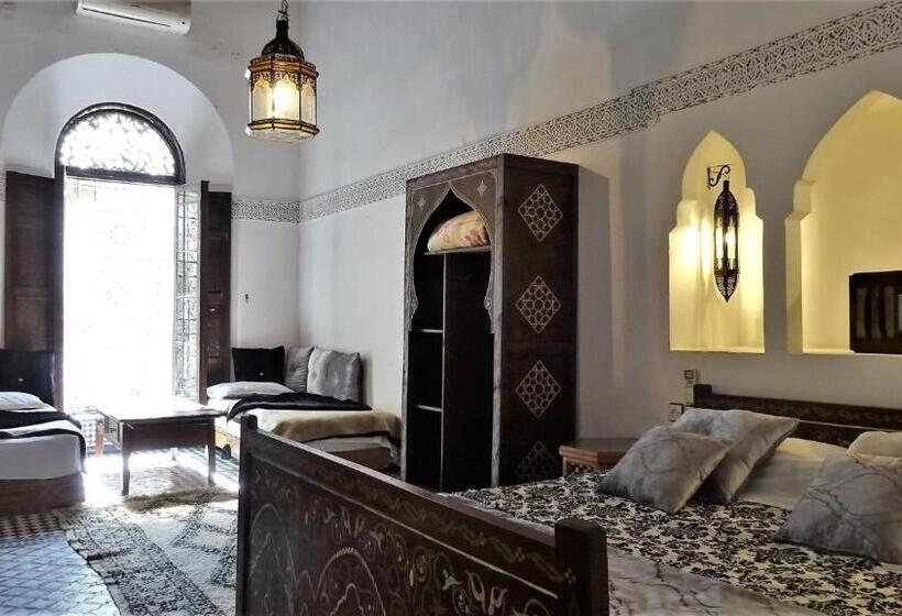 标准房带园景, Riad Razane Fez