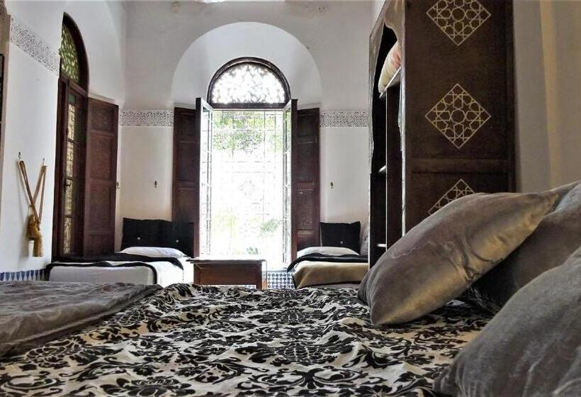 标准房带园景, Riad Razane Fez