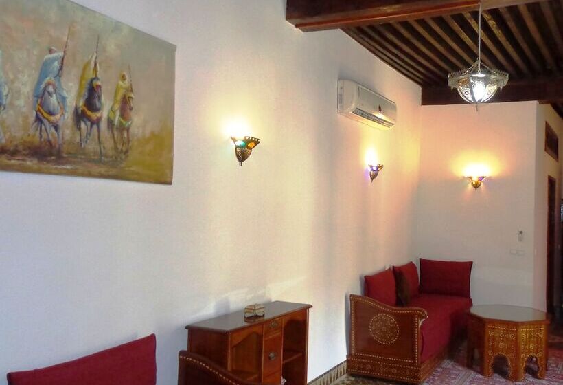 标准间, Riad Zitouna