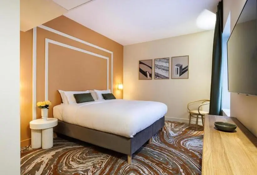 سوئیت جونیور با تخت بزرگ, Grand Hotel D Orange, Bw Signature Collection