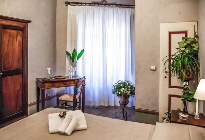 דירת שני חדרים, Fattoria Guicciardini