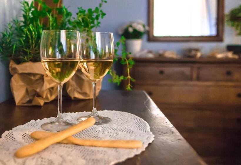 דירת חדר, Fattoria Guicciardini