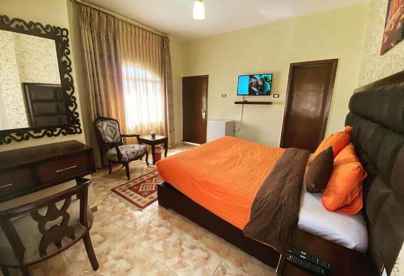 اتاق لوکس, Anbat Midtown