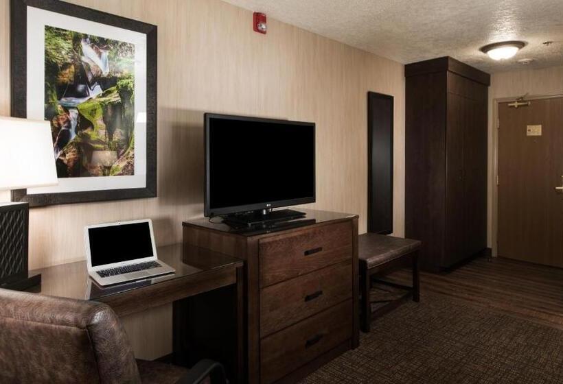 带大床的行政房间, Best Western Plus Flathead Lake Inn And Suites
