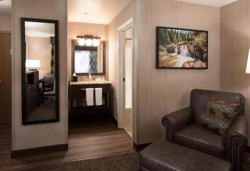 キングサイズベッドのスタンダードルーム, Best Western Plus Flathead Lake Inn And Suites