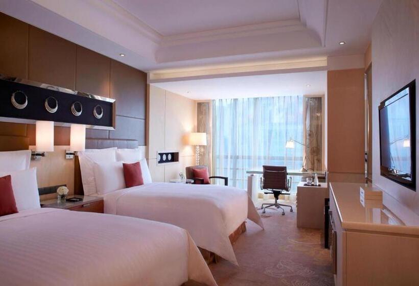 Premium room with view, Guangzhou Marriott Hotel Tianhe