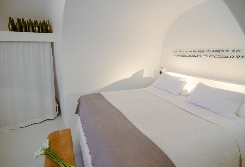 سوئیت با چشم‌انداز, Ikies Santorini