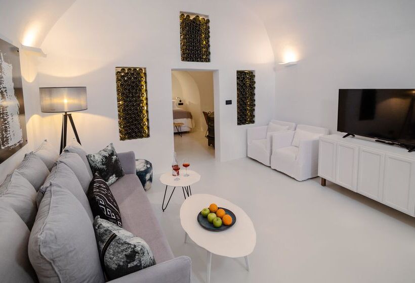 سوئیت با چشم‌انداز, Ikies Santorini