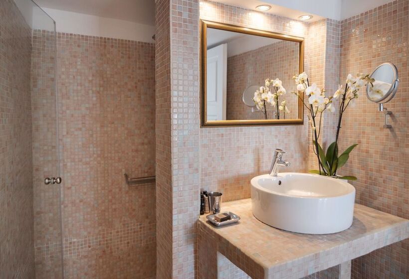 دوبلکس یک ‌خوابه, Ikies Santorini