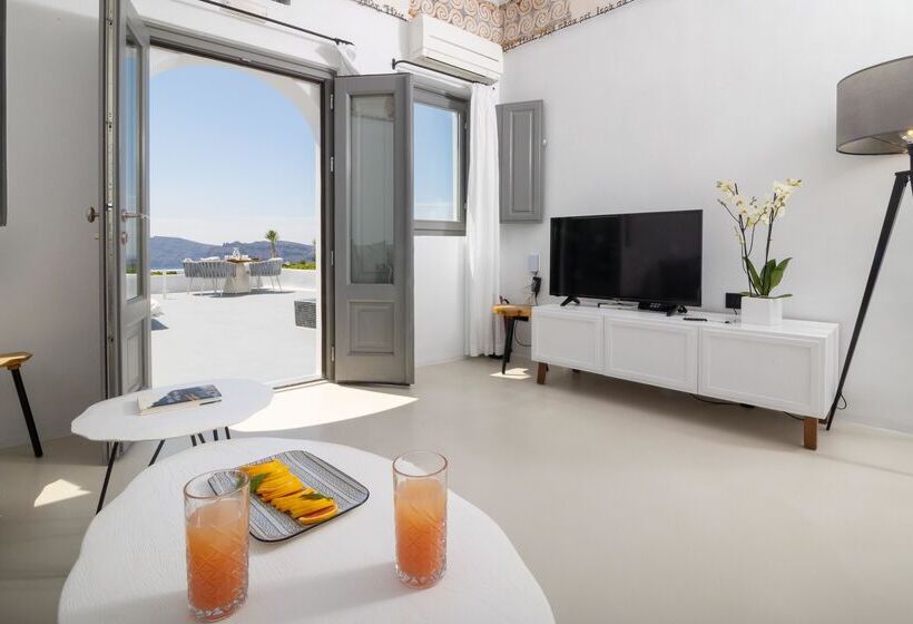 سوئیت با چشم‌انداز, Ikies Santorini