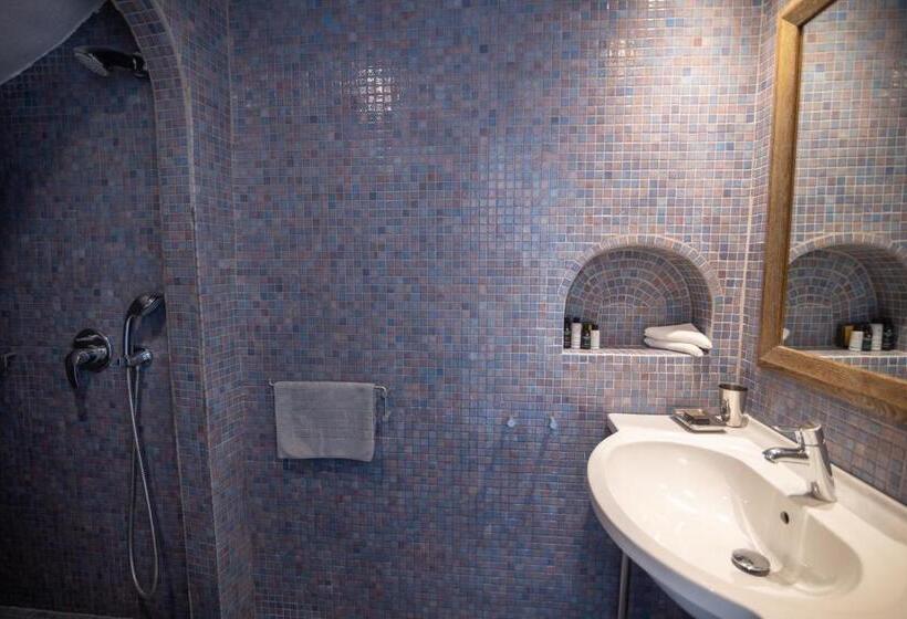 دوبلکس یک ‌خوابه, Ikies Santorini