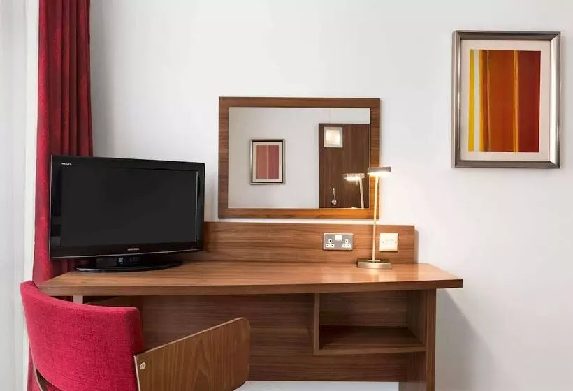 身障者適用スタンダードルーム, Ramada Encore Leicester City Centre