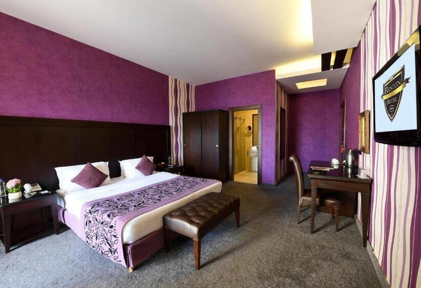 اتاق لوکس, Reston