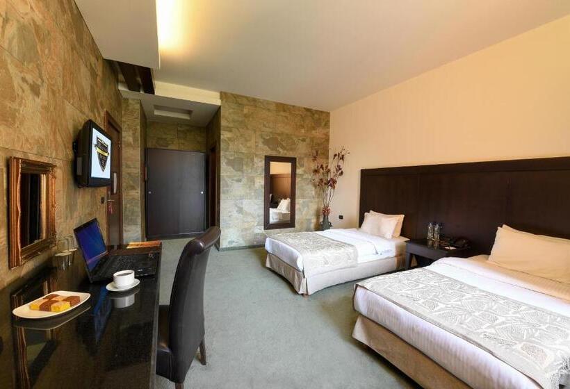 اتاق لوکس, Reston