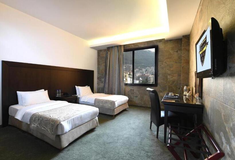 اتاق سوپریور, Reston