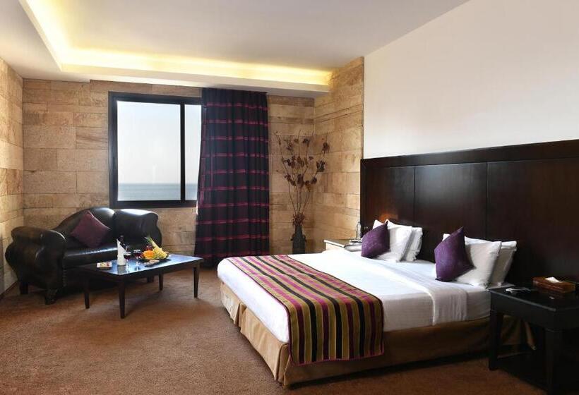 اتاق سوپریور, Reston