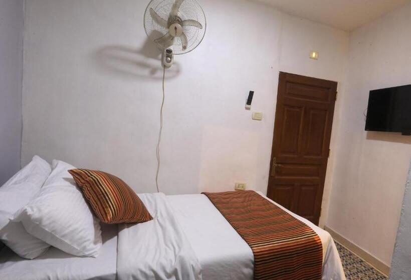 اتاق استاندارد یک نفره, Riviera