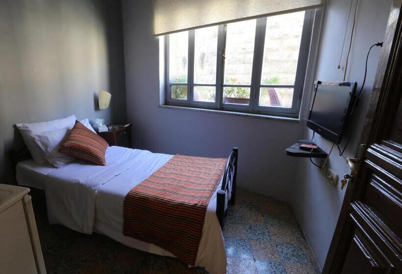 اتاق استاندارد یک نفره, Riviera