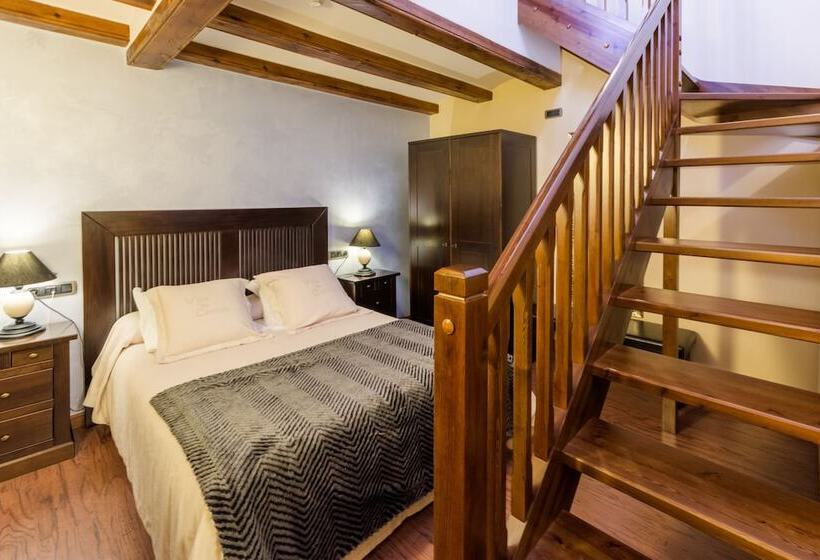 جناح, Villa De Cretas