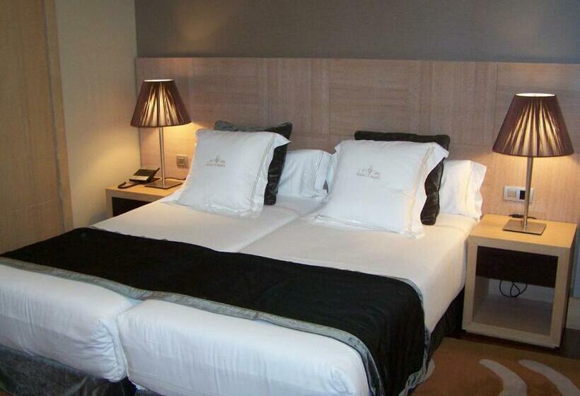 استودیوی استاندارد, Washington Parquesol Suites &