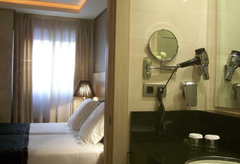 إستوديو قياسى, Washington Parquesol Suites &