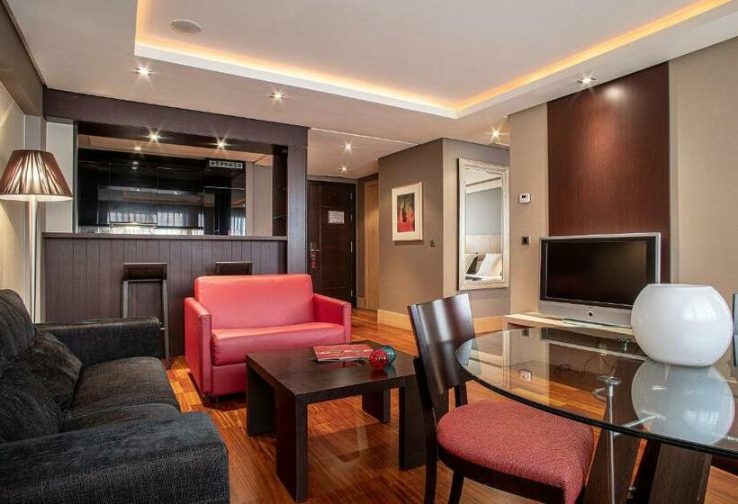 Estudio Superior, Washington Parquesol Suites &
