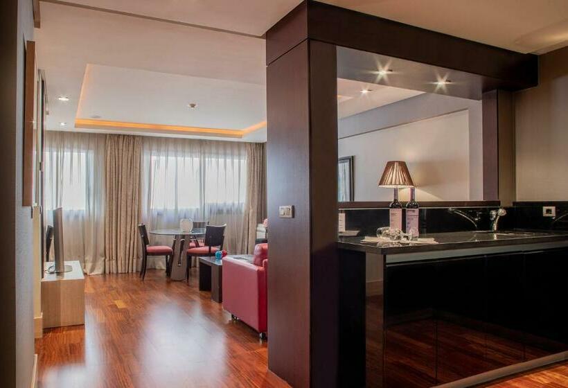 Estudio Superior, Washington Parquesol Suites &