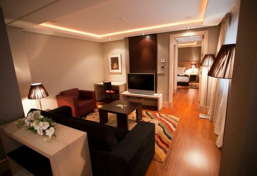 إستوديو سوبيريور, Washington Parquesol Suites &