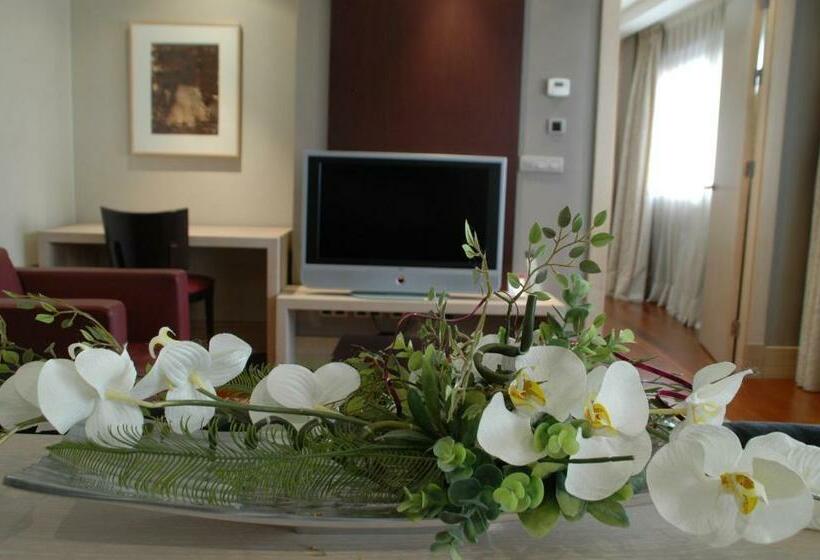Estudio Superior, Washington Parquesol Suites &