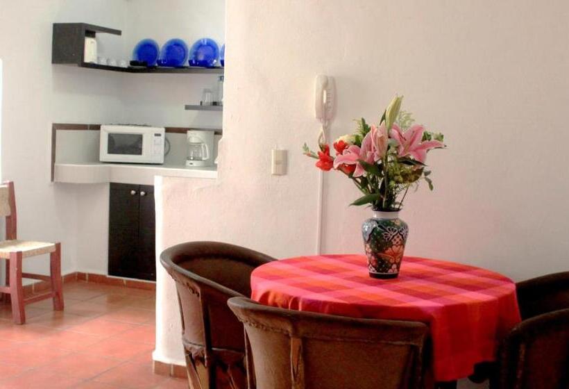 带阳台套房, La Iguana Vallarta Lgbt Adults Only   Romantic Zone   Party Clubbing Street