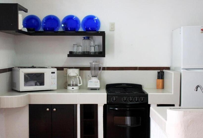 Suite z Balkonem, La Iguana Vallarta Lgbt Adults Only   Romantic Zone   Party Clubbing Street
