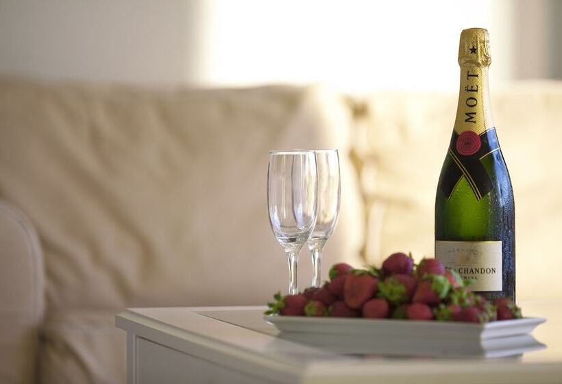 Президентский Люкс, La Stella Suites