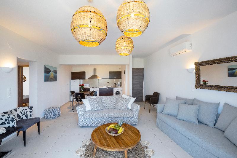 Президентский Люкс, La Stella Suites