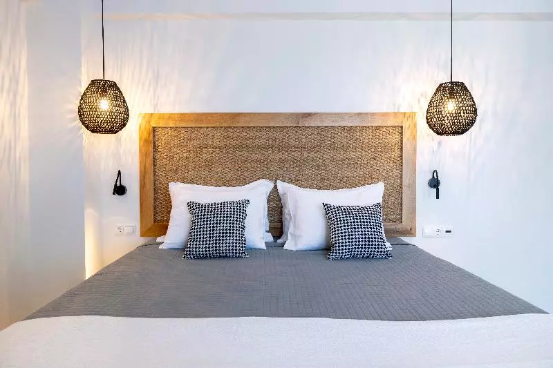スーペリアースイート, La Stella Suites
