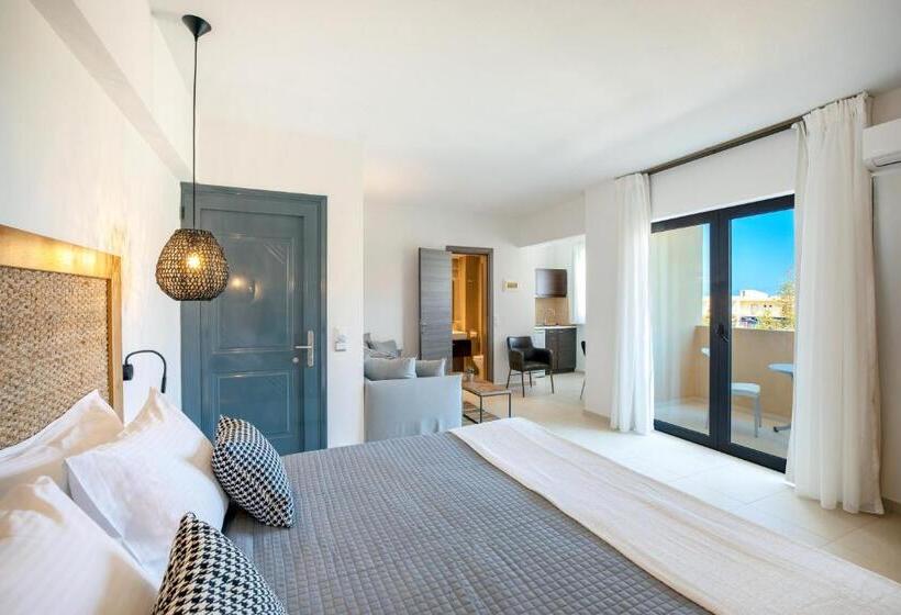 Полулюкс, La Stella Suites