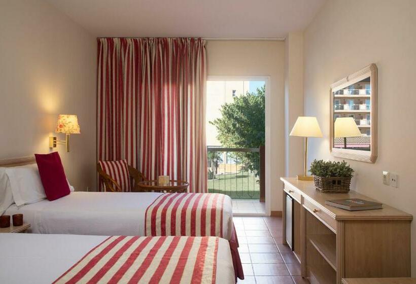 Номер Стандарт Трехместный, Luna Club Hotel Yoga & Spa 4sup