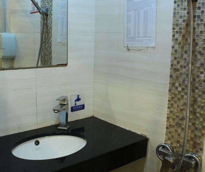 スタンダードトリプルルーム, New Garden Hostel