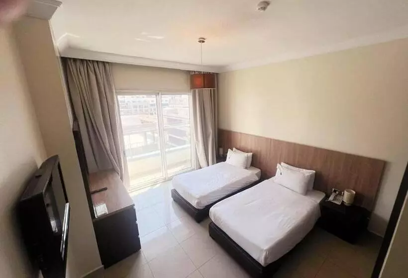استودیوی سوپریور, Ny Suites