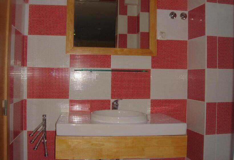 اتاق استاندارد, Downtown Guest House