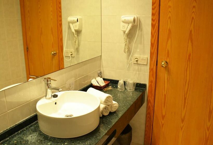 스탠다드 스튜디오 풀장 전망, Apartamentos Vibra Panoramic